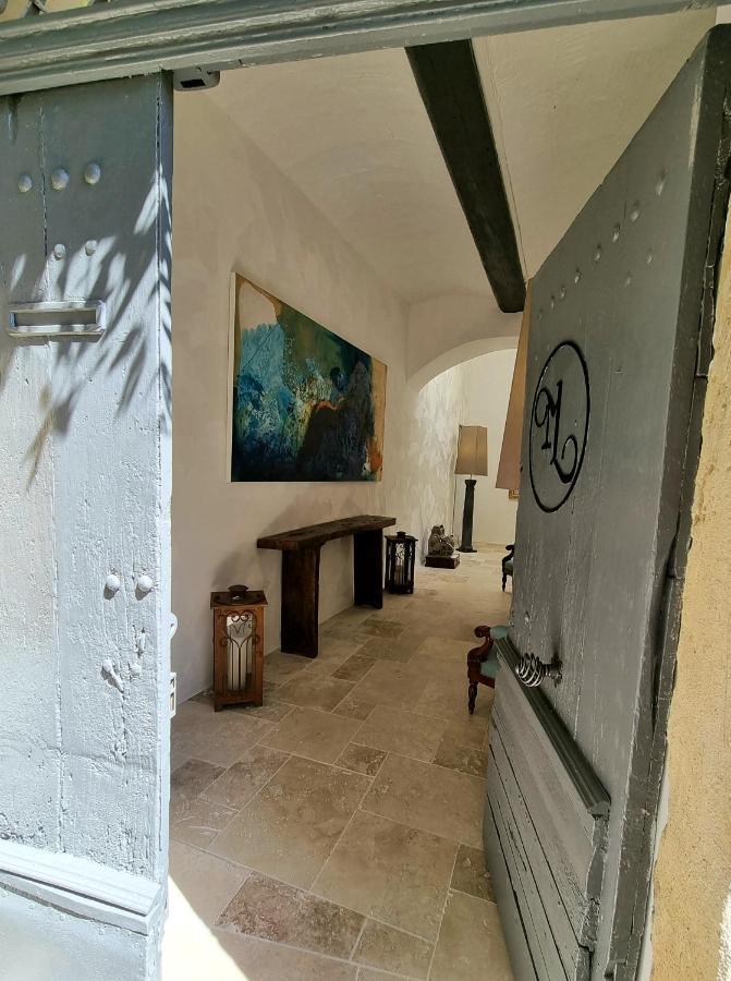 La Maison De Livia, Gite, Chambres Et Table D'Hotes Sauzet (Gard) Exteriér fotografie