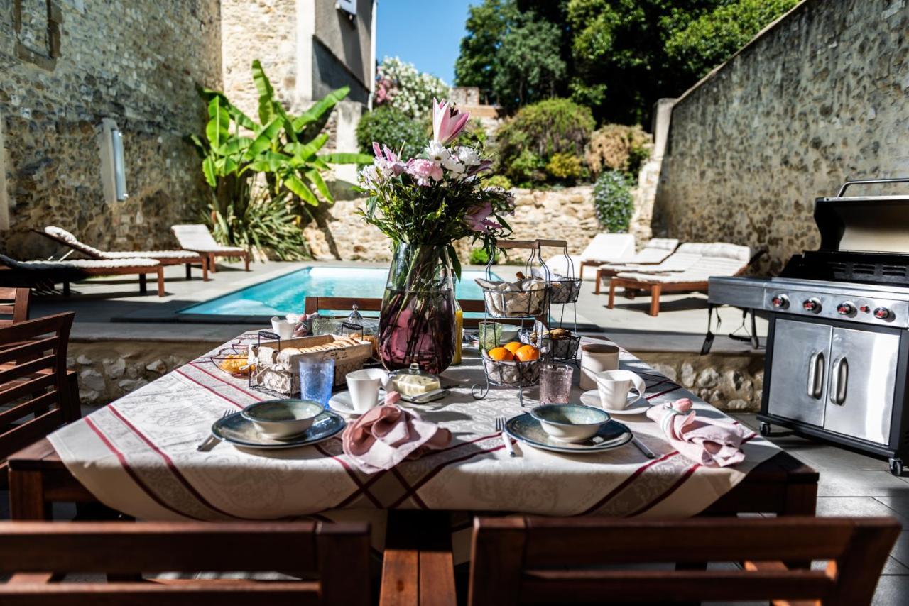 La Maison De Livia, Gite, Chambres Et Table D'Hotes Sauzet (Gard) Exteriér fotografie
