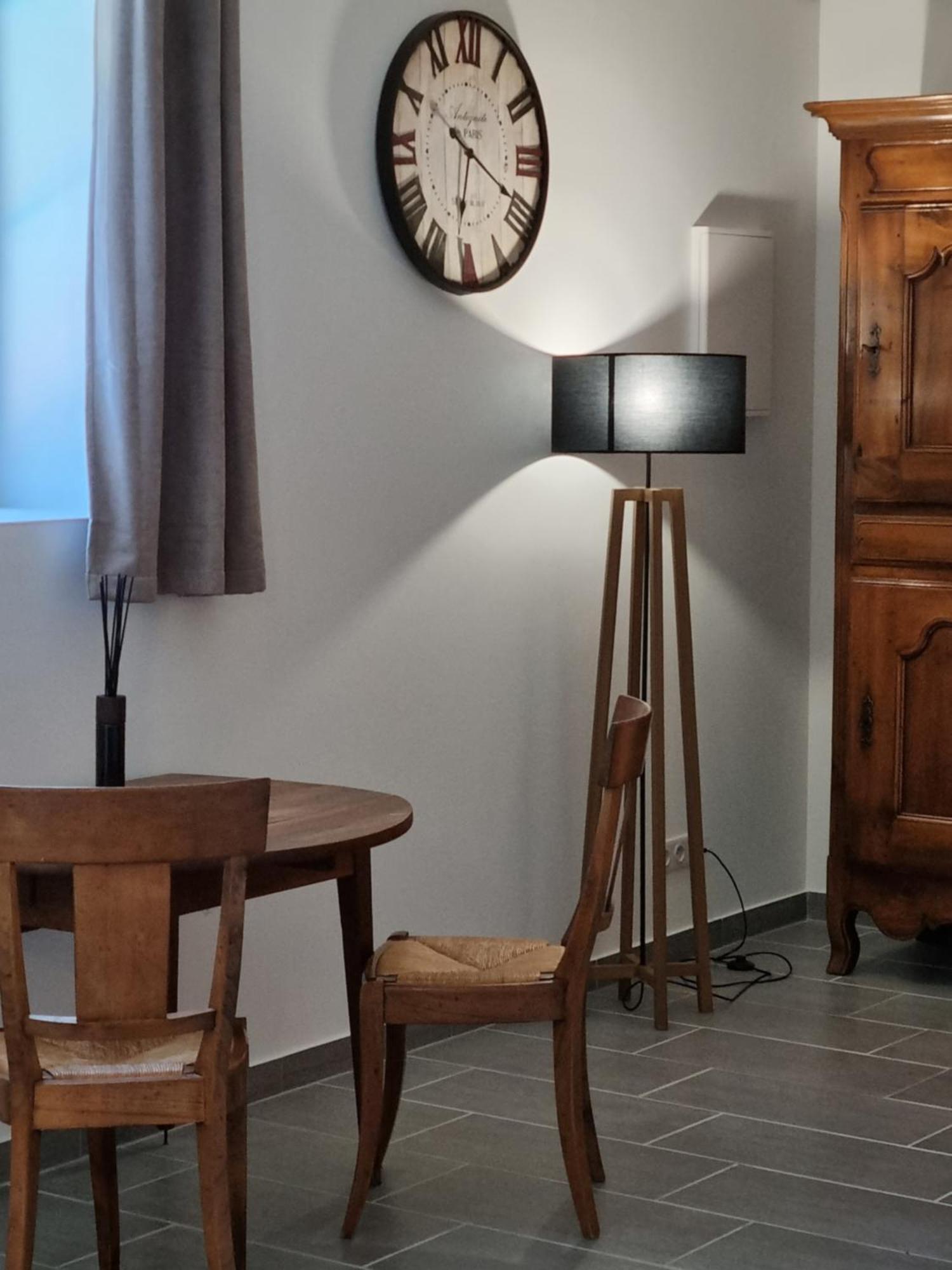 La Maison De Livia, Gite, Chambres Et Table D'Hotes, Entre Uzes Et Nimes Sauzet  Exteriér fotografie